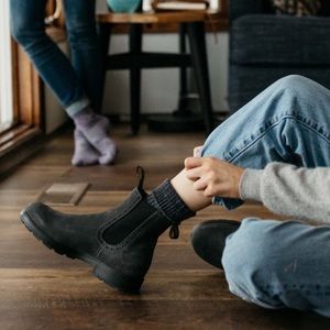 Blundstone 1630 Boots in Rustic Black